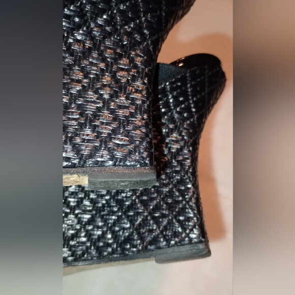 Manolo Blahnik Black Sandals - Picture 14 of 14